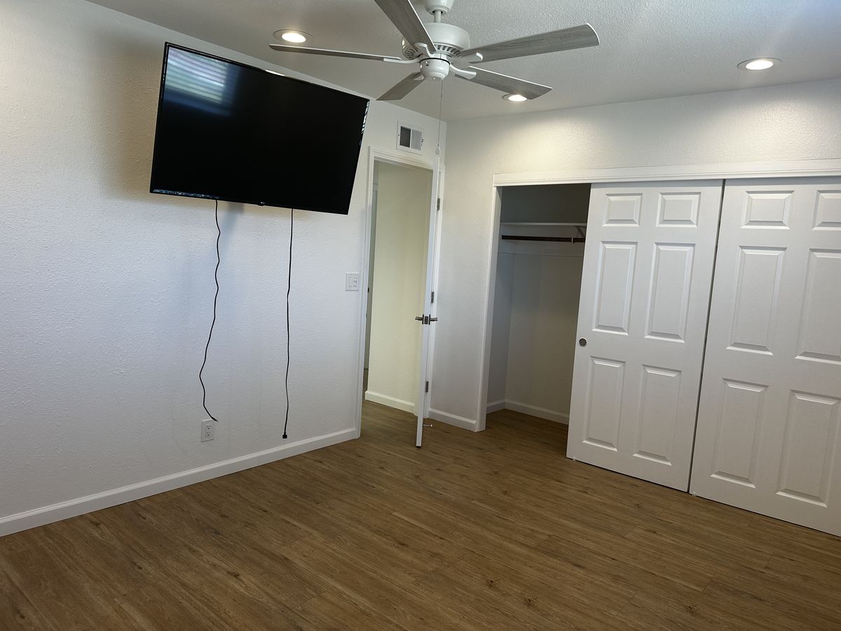 Primary Bedroom – Closet & Window