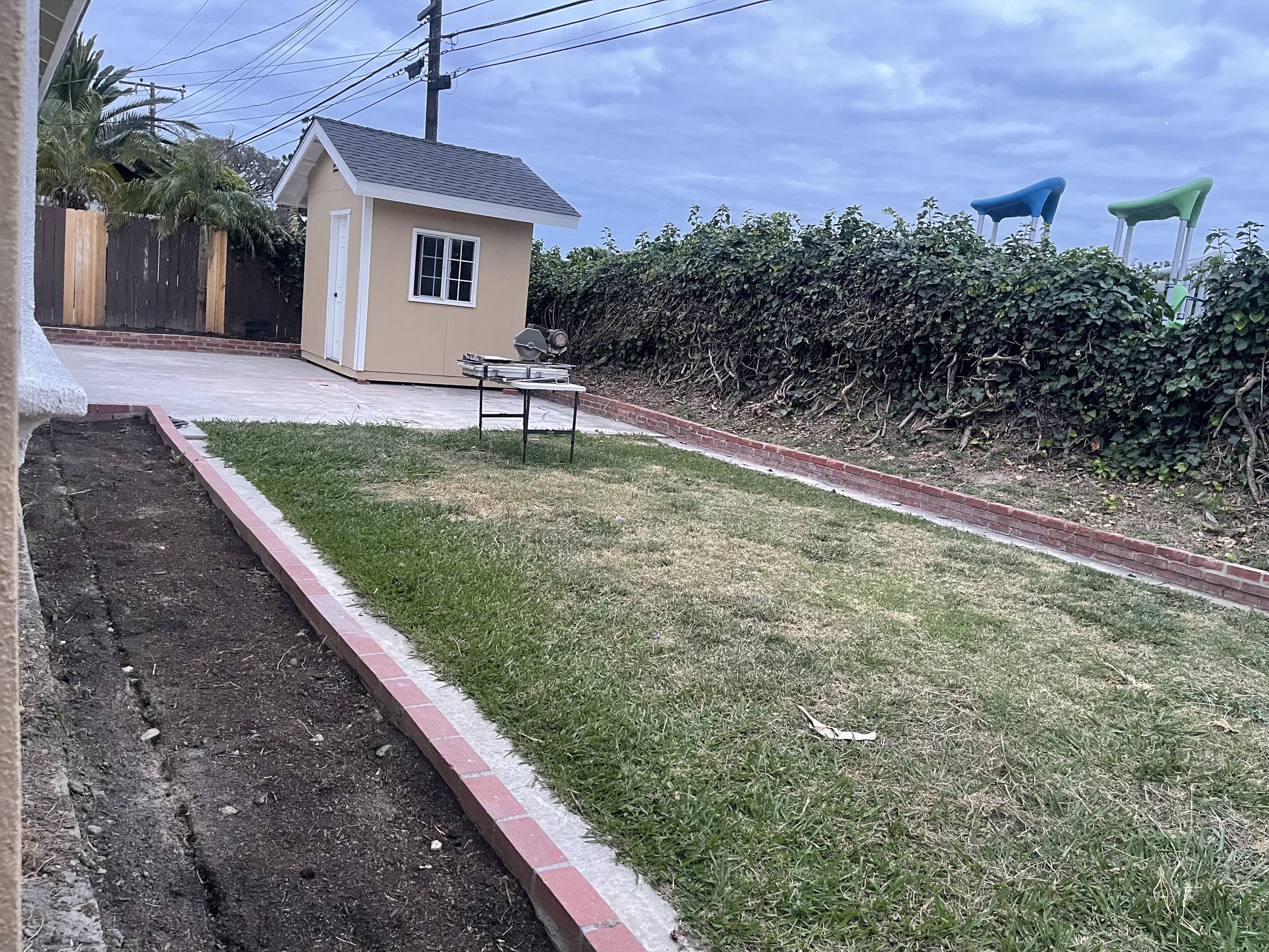 Backyard – Lawn, Shed & Garden